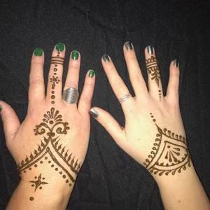 Meet your Posher, Jean